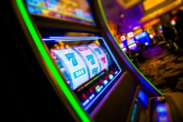 Live tournament standings Tournament leaderboard showing player rankings